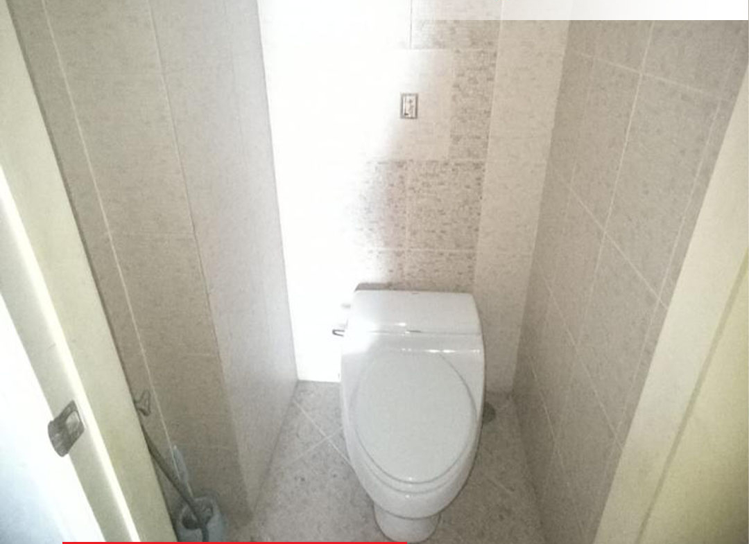 Kondisi Semi Furnished 2 Bed Mid Floor di Taman Anggrek Condominium