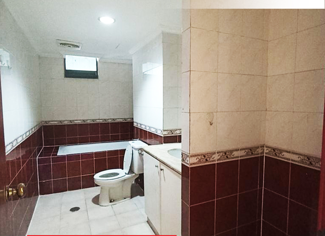 Fully Furnished 3 Bedroom, Lantai Tengah, Taman Anggrek Condominium