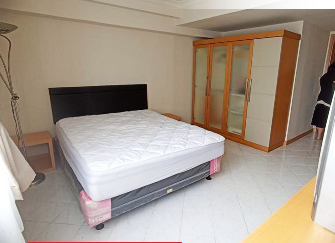 Taman Anggrek Condominium Condition Semi Furnished 2 Bed, Middle Floor