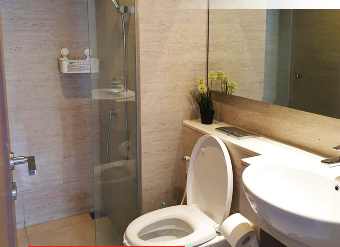 Termurah! 2 Bedroom 50m2, High Floor di Taman Anggrek Residence