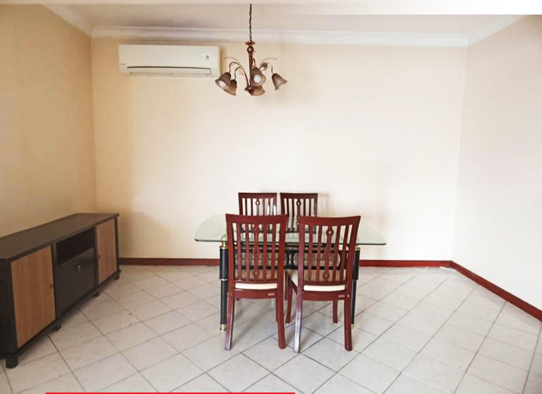 Fully Furnished 3 Bedroom, Lantai Tengah, Taman Anggrek Condominium