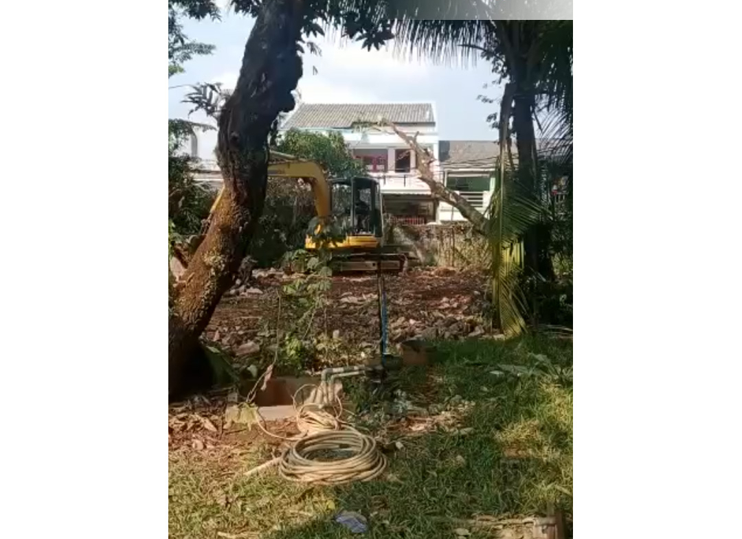 Tanah 1600m2 di Komplek Tomang Indah Amandole, Jakarta Barat