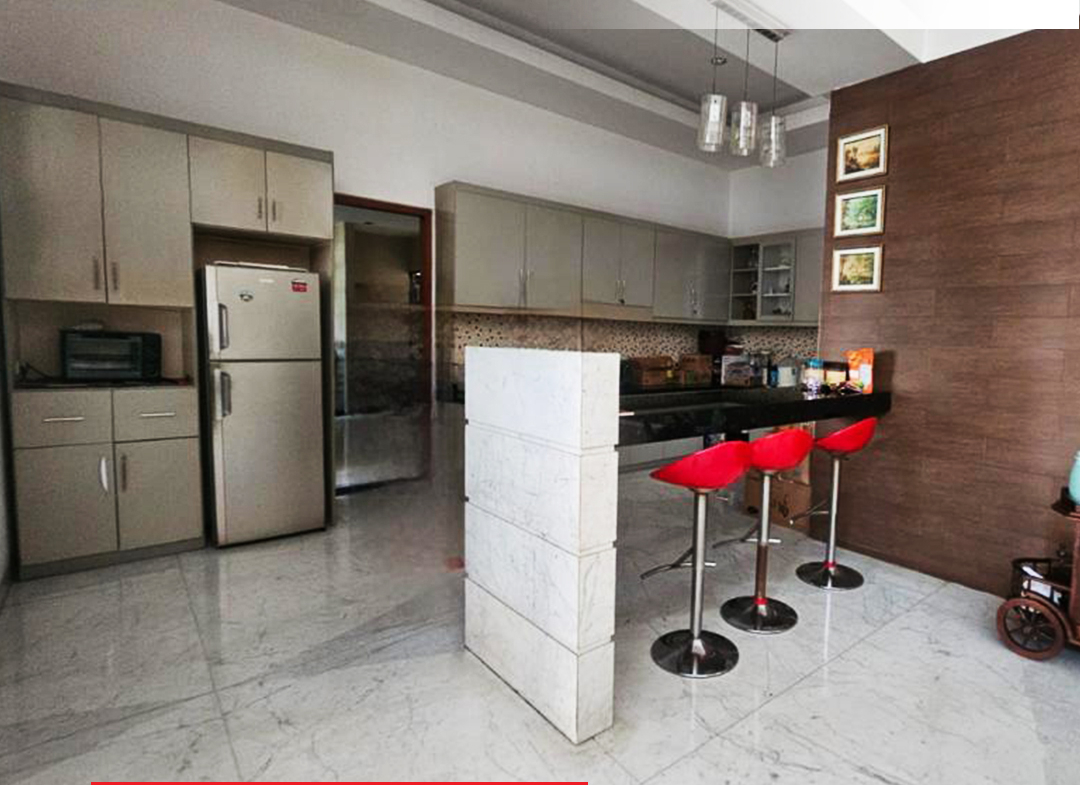 Intercon Rumah Mewah 3 Lantai Taman Kebon Jeruk, Jakarta Barat