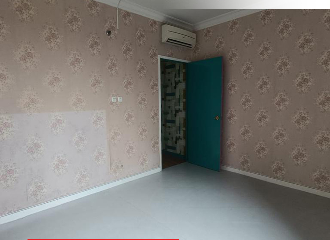 Semi Furnished 2 Bedroom, Low Floor, Taman Anggrek Condominium