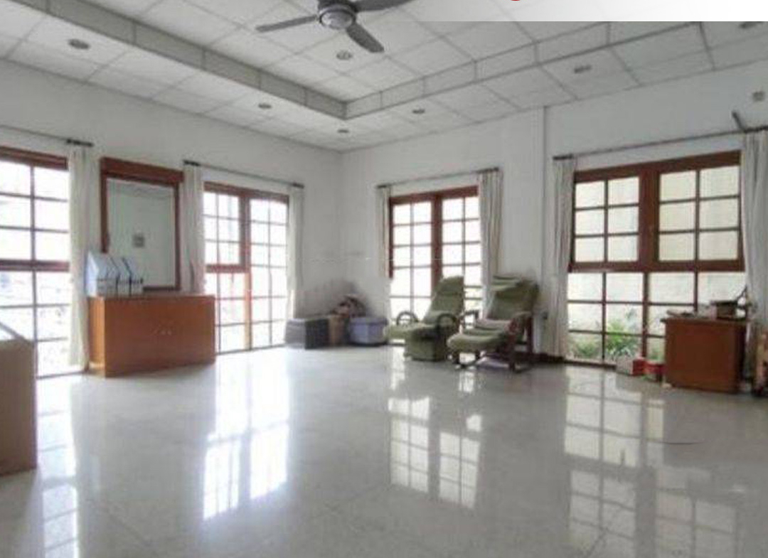 Disewa Rumah Kantor di area Tomang, Jakarta Barat