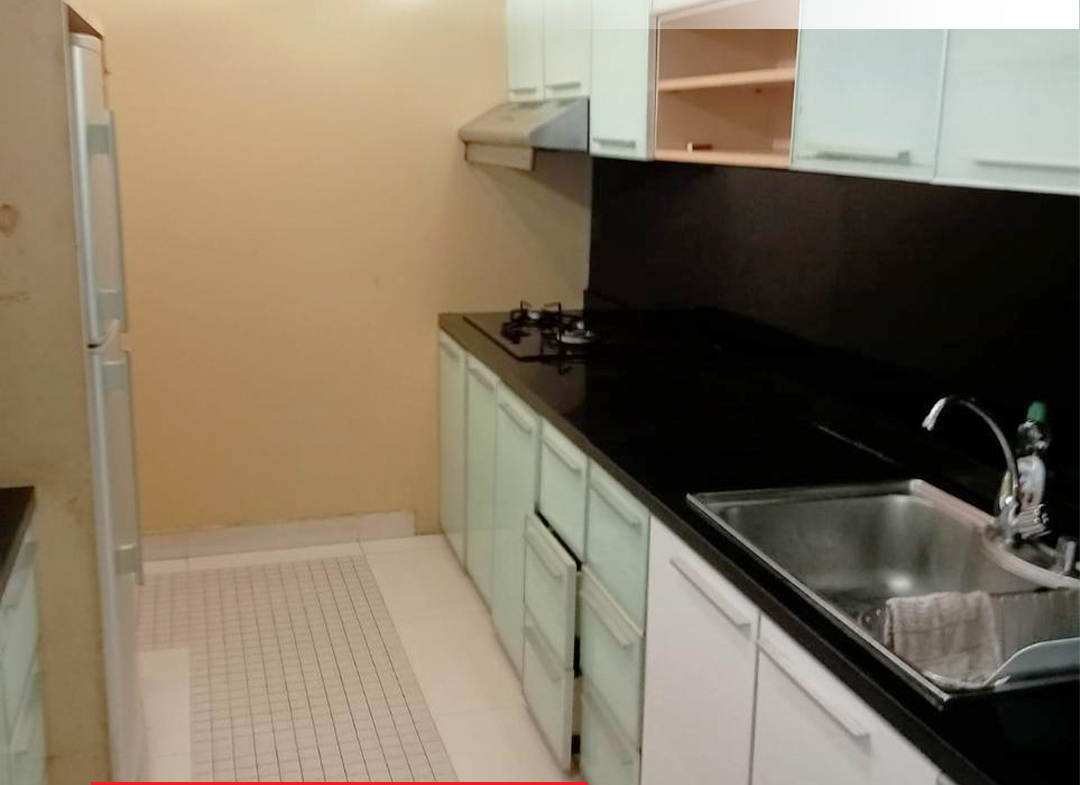 Taman Anggrek Condominium Fully Furnished 3 Bedrooms 146m2, High Floor