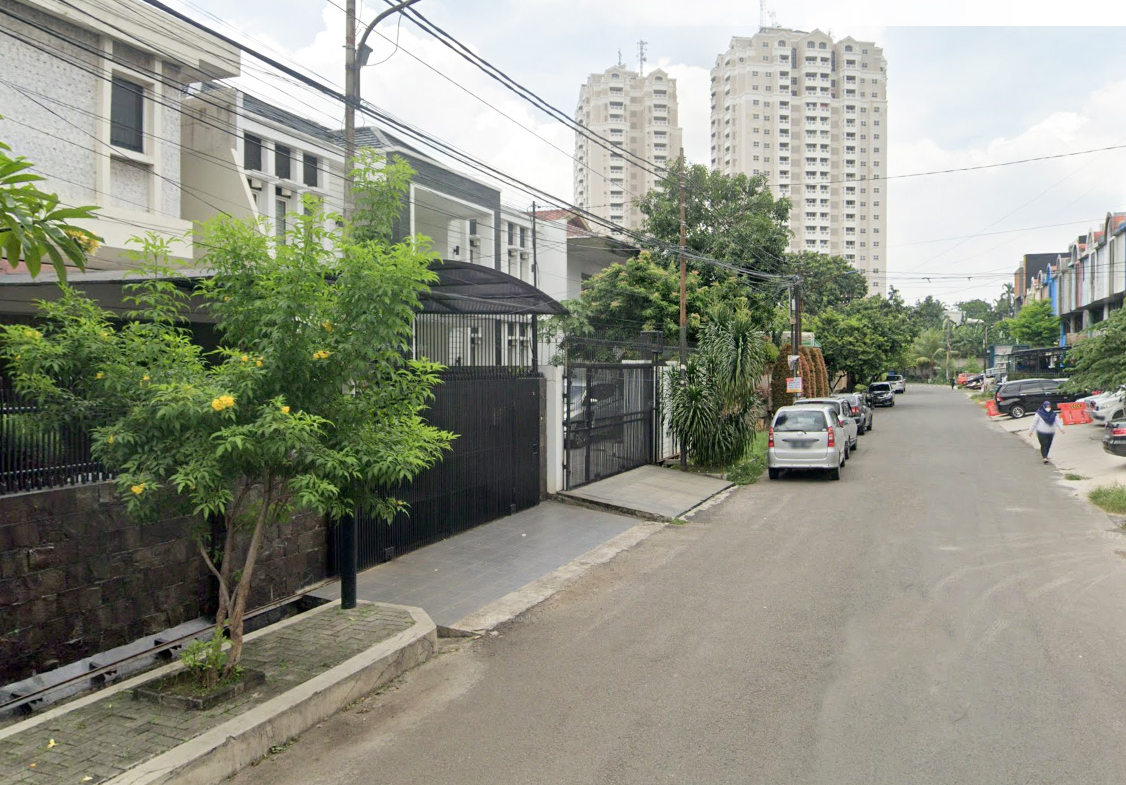 Rumah 2 Lantai Jl. Kedoya Angsana Raya, Kebon Jeruk, Jakarta Barat