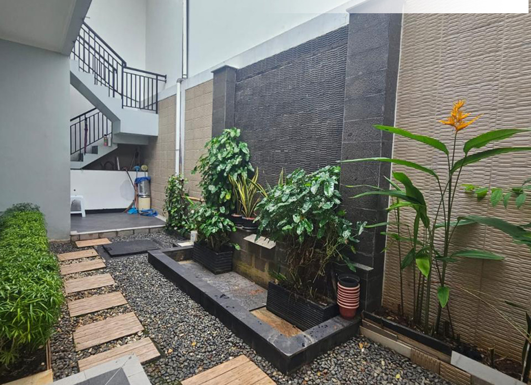 Rumah Hook Mewah di PHG Aquamarine Gading Serpong, Tangerang