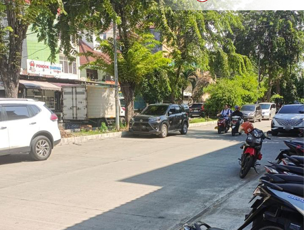 Ruko Taman Palem Lestari 3 Lantai Lokasi Sangat Strategis, Jakarta Barat