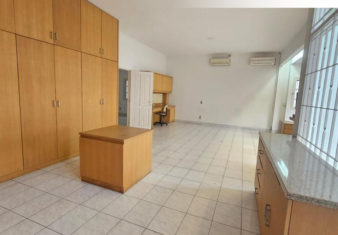Rumah 2 Lantai Jl. Kedoya Angsana Raya, Kebon Jeruk, Jakarta Barat