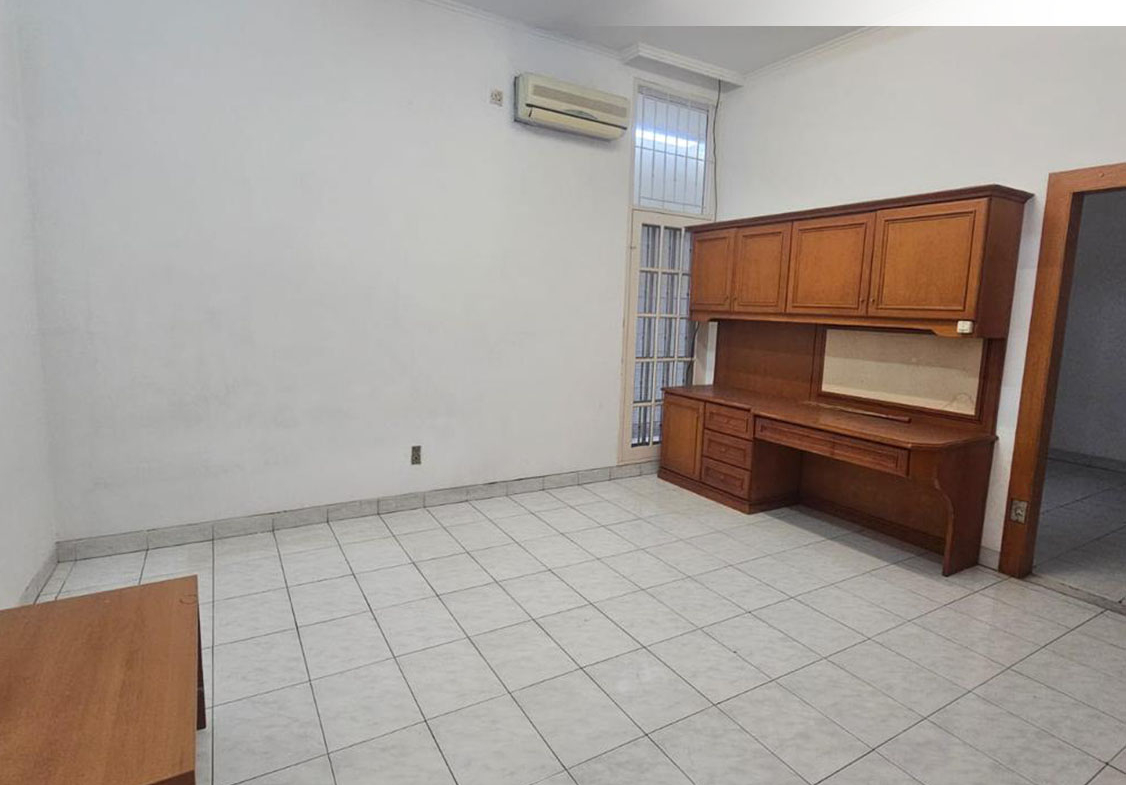 Rumah 2 Lantai Jl. Kedoya Angsana Raya, Kebon Jeruk, Jakarta Barat