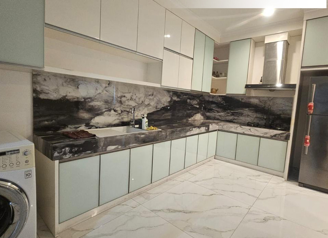 Rumah Hook Mewah di PHG Aquamarine Gading Serpong, Tangerang