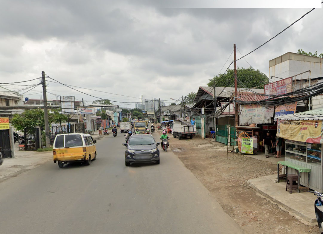 Bangunan ex Bengkel di Jalan Kedoya Raya, Kebon Jeruk, Jakarta Barat