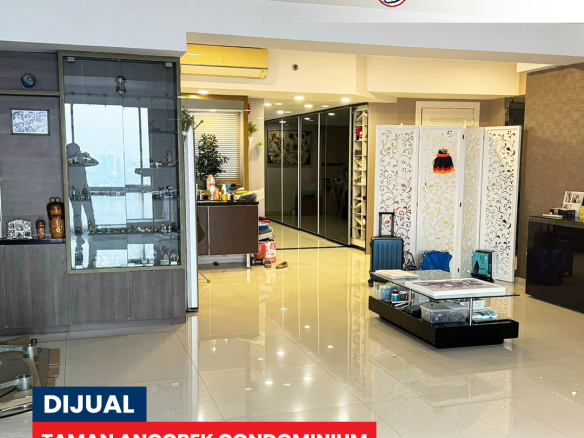 Sangat Luas 264 sqm, 4 Bedrooms, Semi Furnished, High Floor