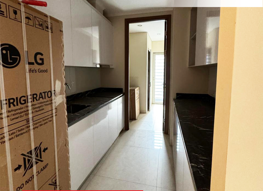 Taman Anggrek Residences, Semi Furnished Standard 3 Bedroom, City View