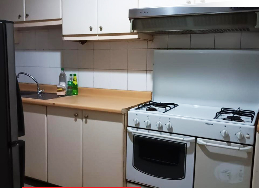 Fully Furnished 3 Bedrooms, Low Floor di Taman Anggrek Condominium