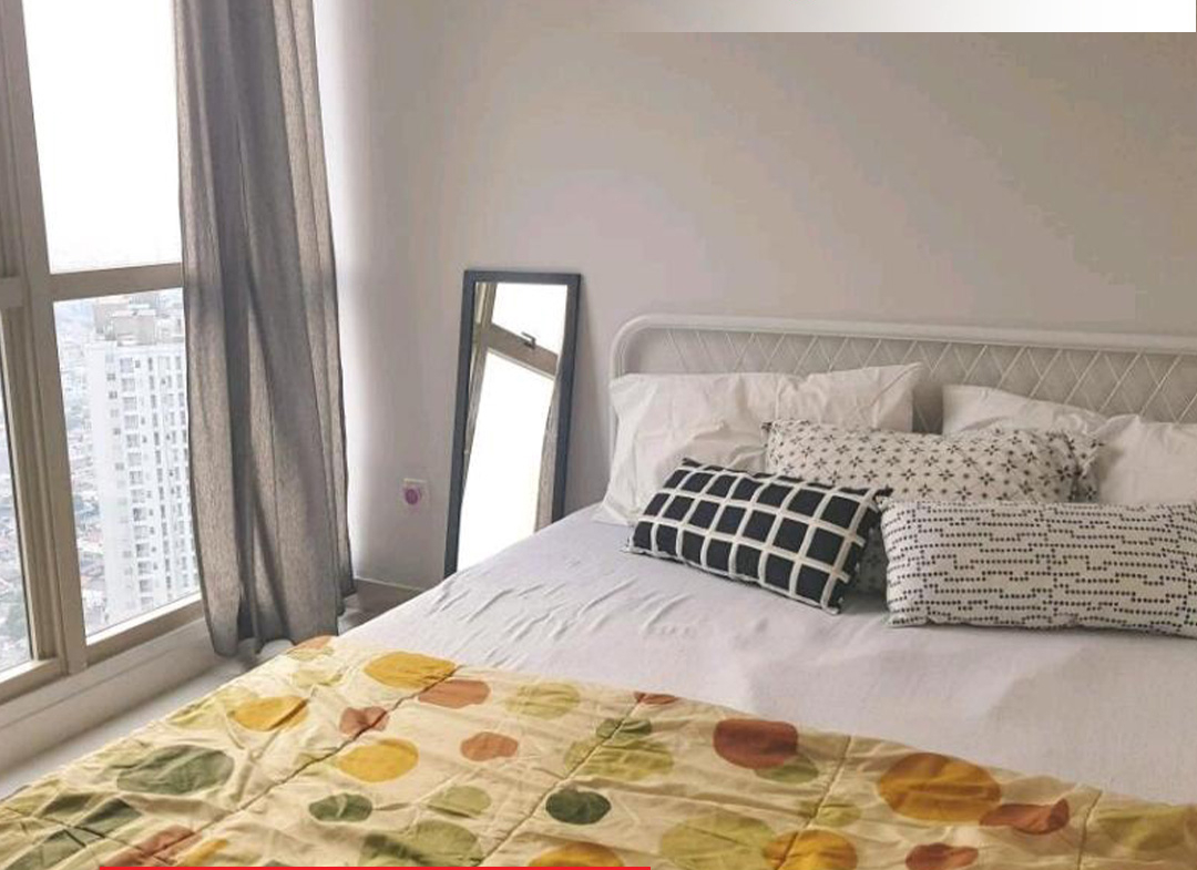 Taman Anggrek Residences 2 Kamar Tidur, Fully Furnished, Hadap Kolam Renang