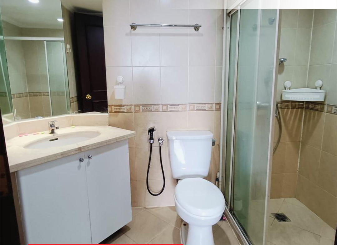 Luxurious! Taman Anggrek Condominium 2 Bedroom, Fully Furnished, City & Pool View
