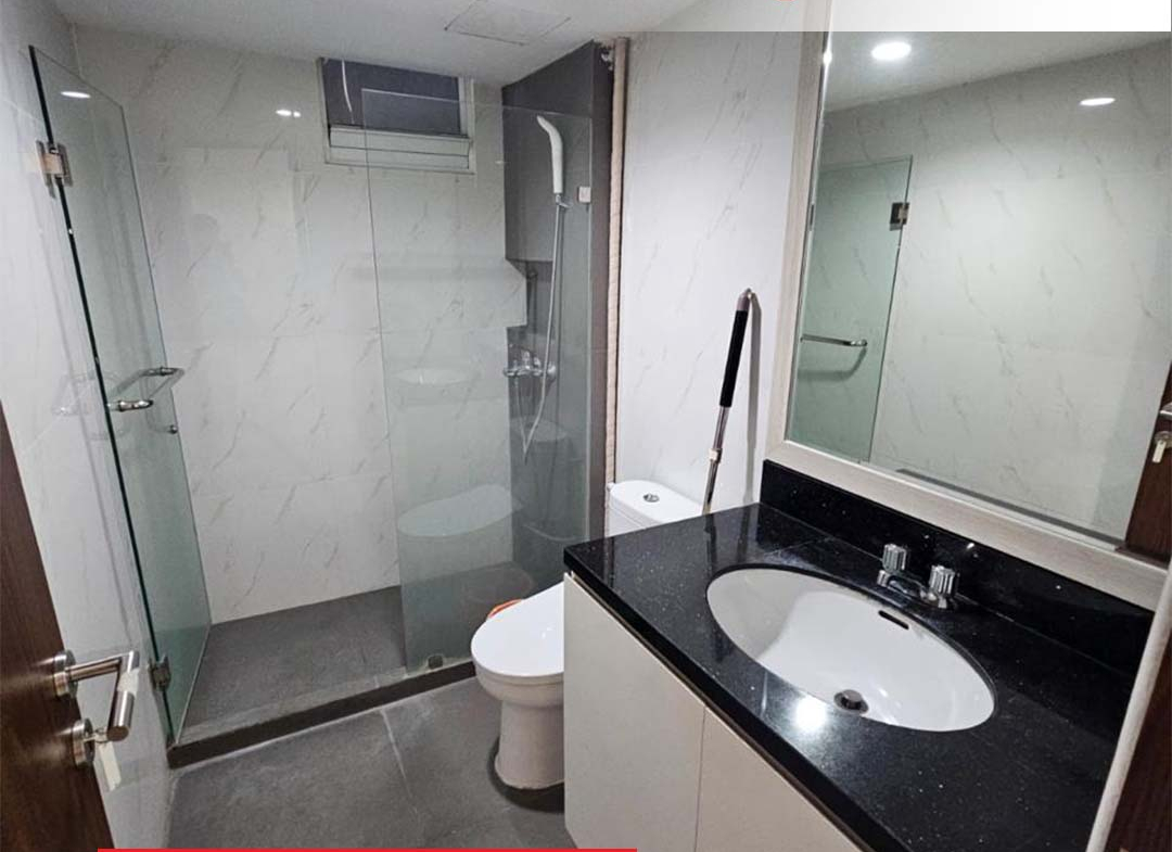 Good Condition, Fully Furnished 2 Bedroom, Middle Floor, Taman Anggrek Condominium