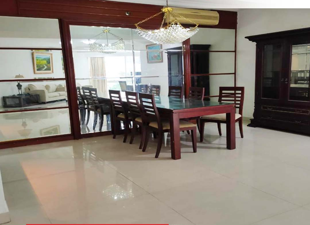 Fully Furnished, 3 Bedroom 146sqm, Low Floor, Taman Anggrek Condominium