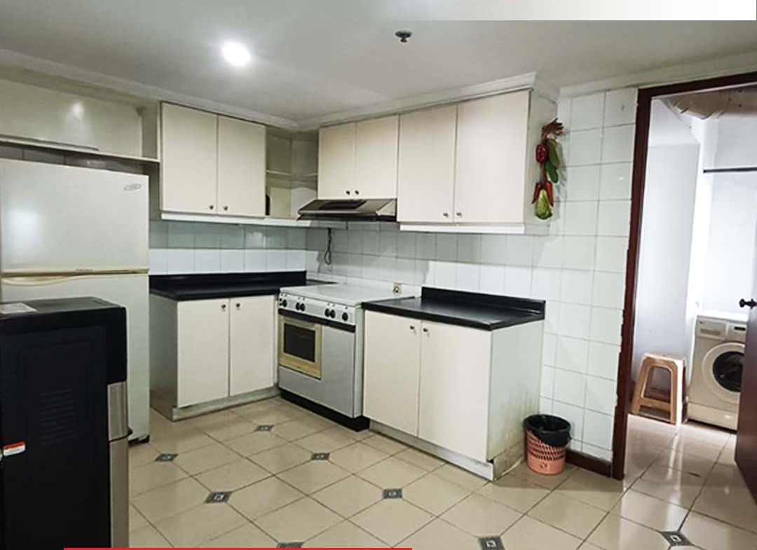 Sale Taman Anggrek Condominium Combined Unit Fully Furnished 4BR, High Floor