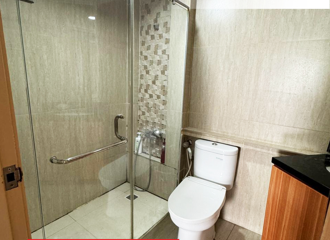 Good Condition Fully Furnished Taman Anggrek Condominium 2 Bedroom, Middle Floor