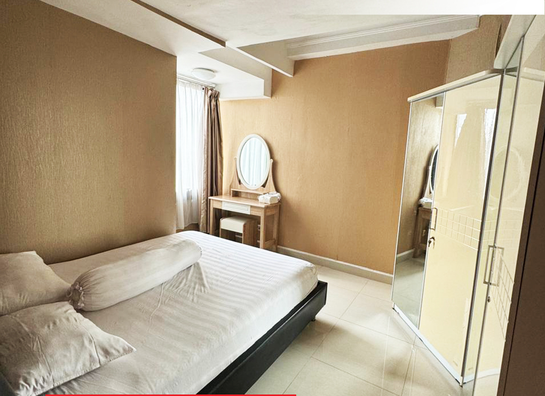 Good Condition Fully Furnished Taman Anggrek Condominium 2 Bedroom, Middle Floor