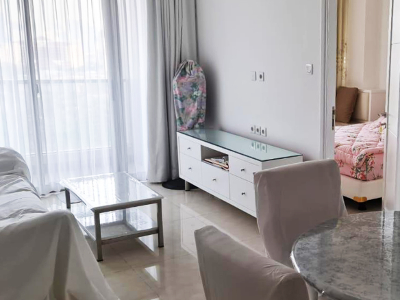 Dijual Taman Anggrek Residences 2 Bedroom Luas 99m2, Semi Furnished