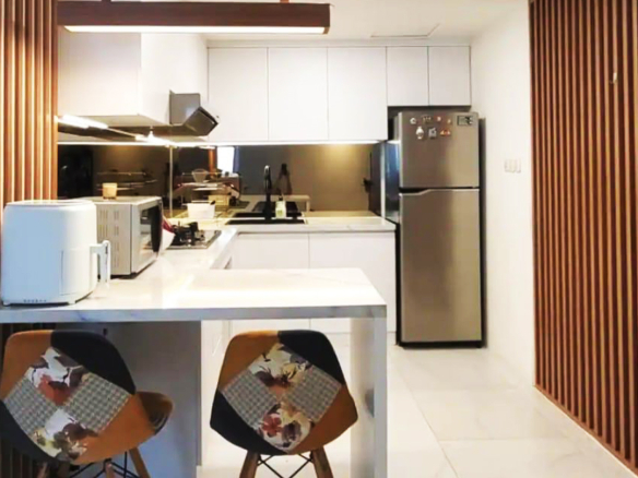 Dijual Fully Furnished, Taman Anggrek Condominium, 2 Bedroom 88m2, Low Floor