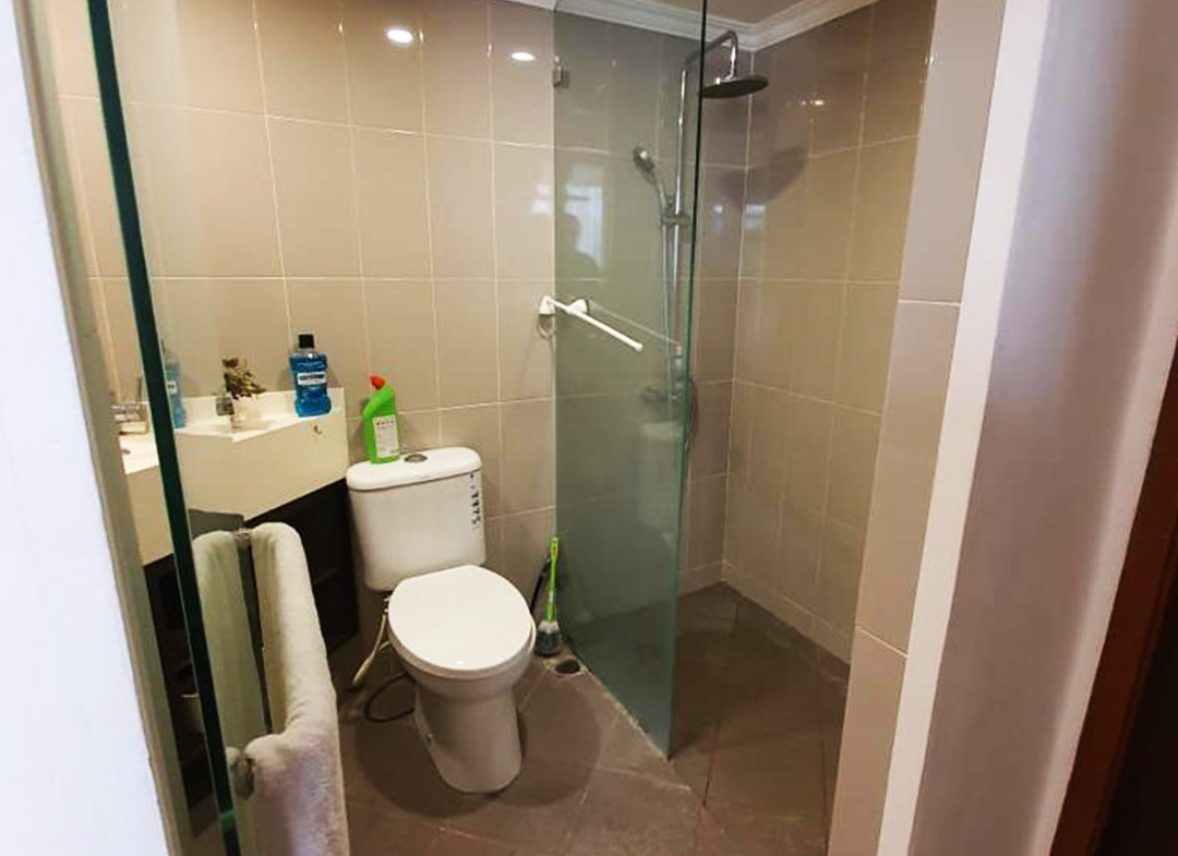 Dijual Taman Anggrek Condominium Fully Furnished, 2 Bedroom, Middle Floor