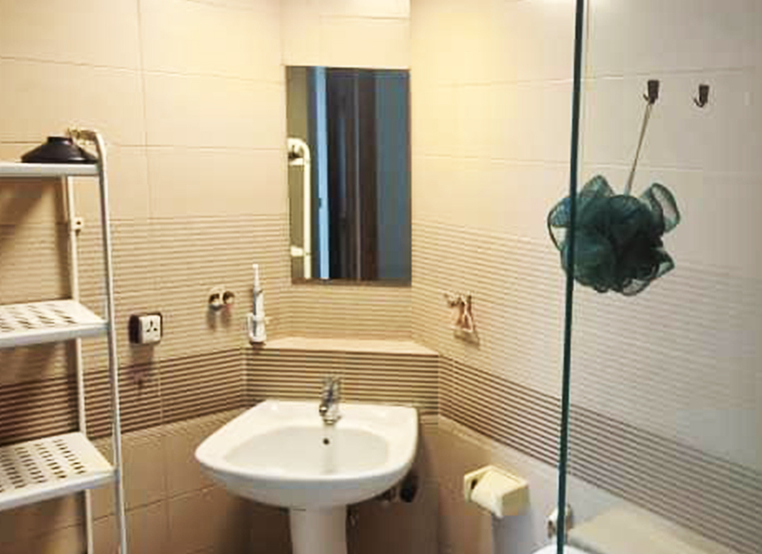Rent Taman Anggrek Condominium 2 Bedroom, Fully Furnished, Middle Floor