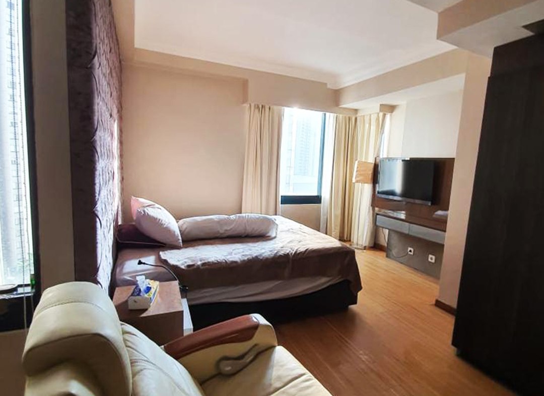 Dijual Taman Anggrek Condominium Fully Furnished, 2 Bedroom, Middle Floor