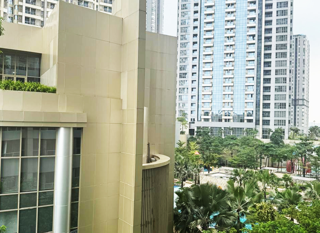 Disewa Taman Anggrek Residences Fully Furnished, 1 Bedroom, Low Floor, Pool View