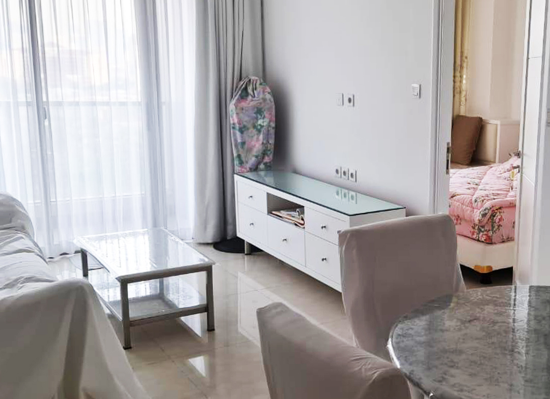 Dijual Taman Anggrek Residences 2 Bedroom Luas 99m2, Semi Furnished