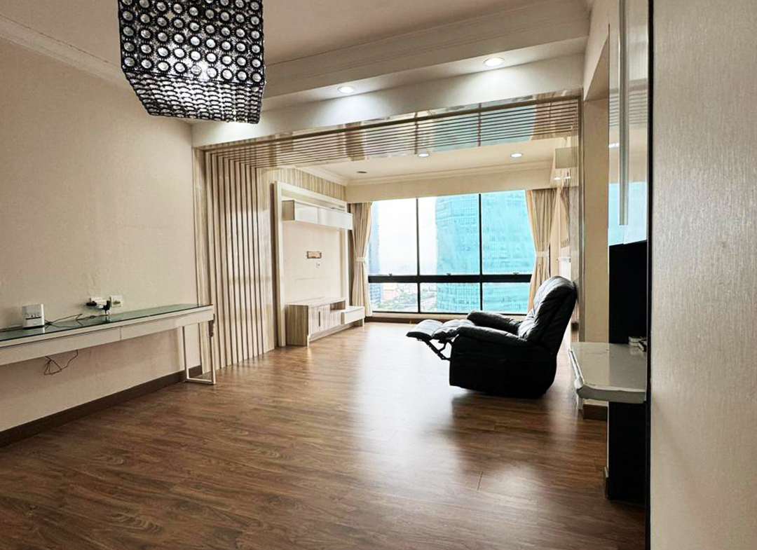 Dijual Semi Furnished, 2 Bedroom, High Floor, Taman Anggrek Condominium