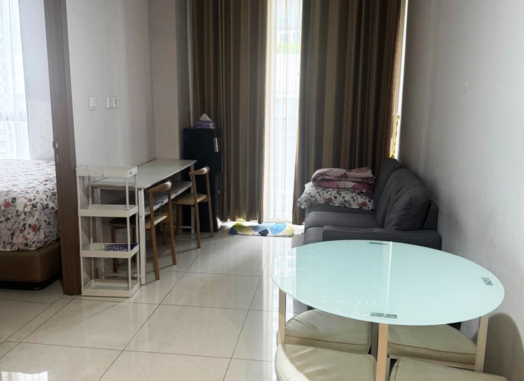 Disewa Taman Anggrek Residences Fully Furnished, 1 Bedroom, Low Floor, Pool View