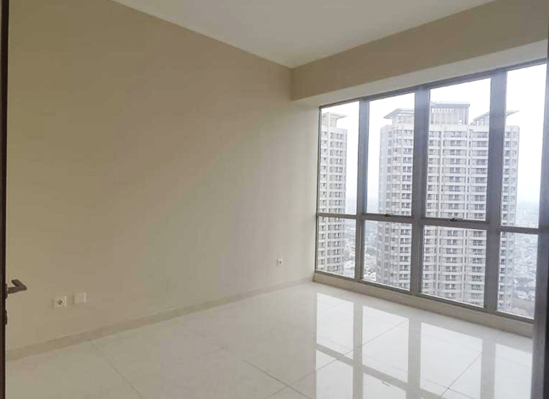 Dijual Taman Anggrek Residences, Semi Furnished 3 Bedroom, Pool View