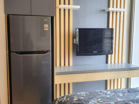 Taman Anggrek Residences Tipe Studio 1 Bedroom Fully Furnished, Pool View