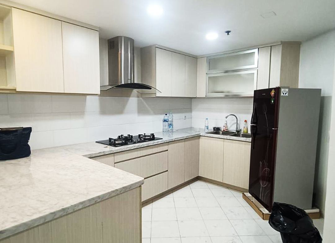 Fully Furnished Taman Anggrek Condominium 2 Bedroom, Low Floor, City View