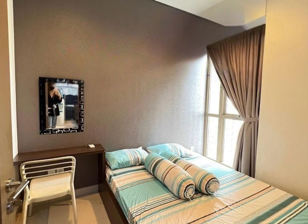 Fully Furnished 1 Bedroom 38sqm, Pool View, Taman Anggrek Residences