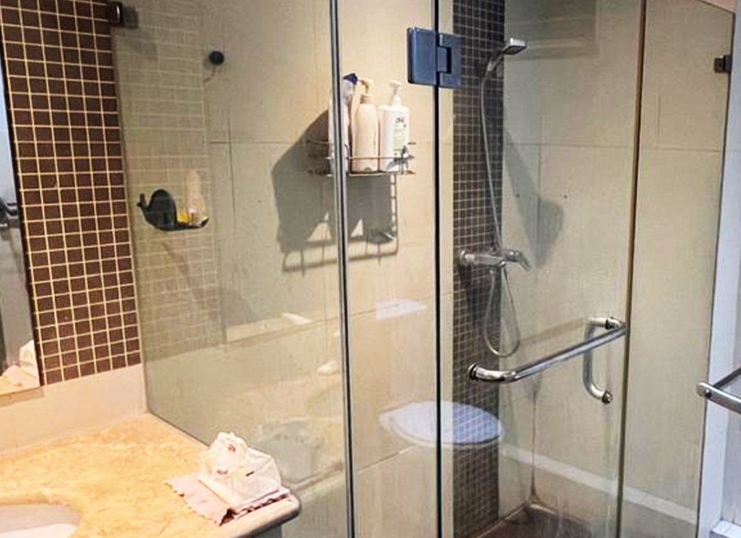Disewa Taman Anggrek Condominium 3 Bedroom, Fully Furnished, City View