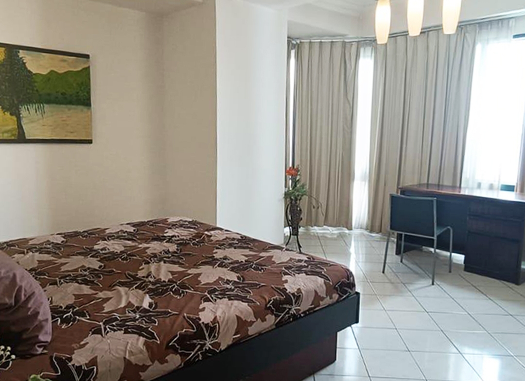Disewa Fully Furnished 3 Bedroom, Middle Floor, Taman Anggrek Condominium