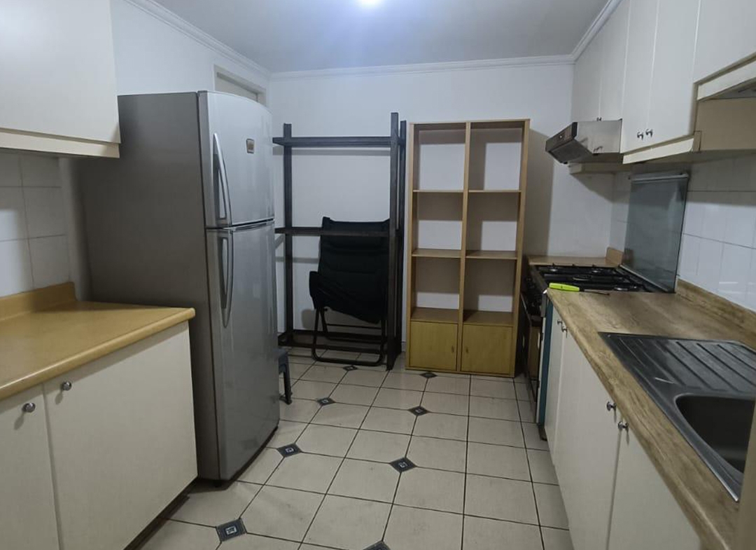 Disewa Fully Furnished 3 Bedroom, Middle Floor, Taman Anggrek Condominium