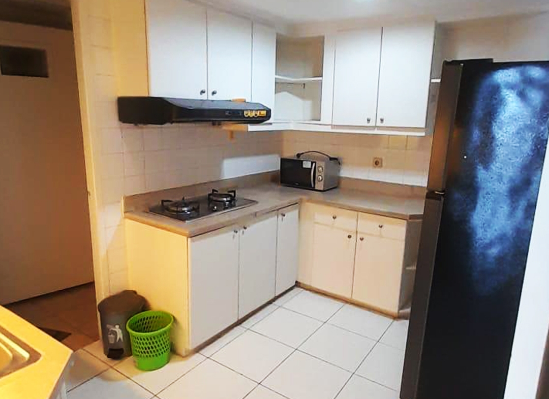 Disewa Fully Furnished 2 Bedroom, Middle Floor, Taman Anggrek Condominium