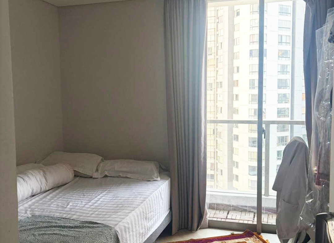 Dijual 650juta 1 Bed tipe Studio, Semi Furnished, Taman Anggrek Residences