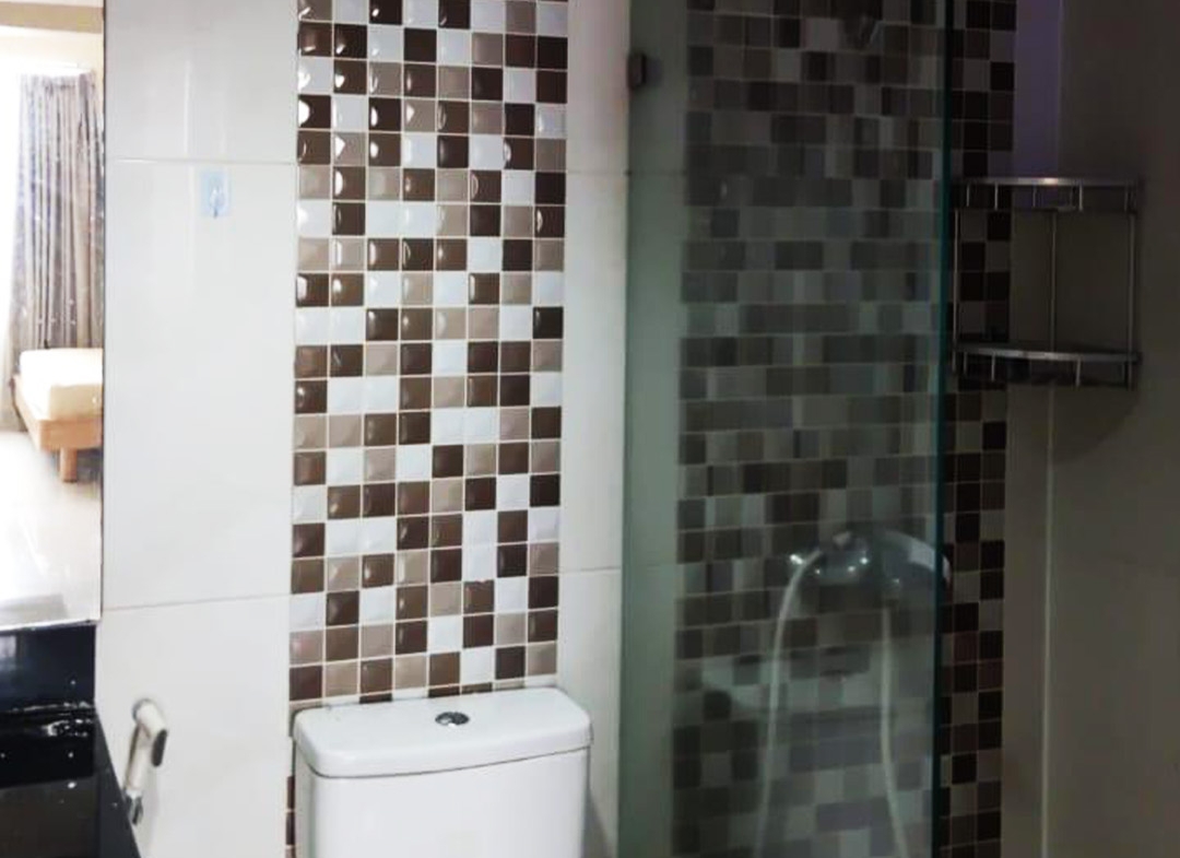 Dijual 1.4 bio, Fully Furnished 2 Bed 146m2, Middle Floor, Taman Anggrek Condominium