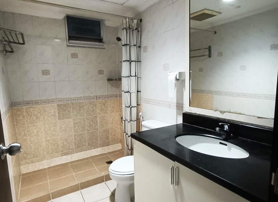 Dijual 1.5 bio, Taman Anggrek Condominium 2 Kamar Tidur, Fully Furnished, Lantai Bawah