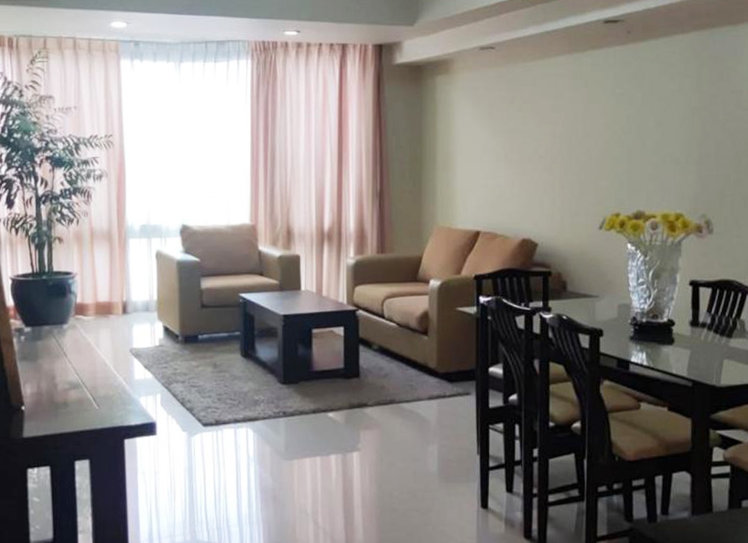 Dijual 1.4 bio, Fully Furnished 2 Bed 146m2, Middle Floor, Taman Anggrek Condominium