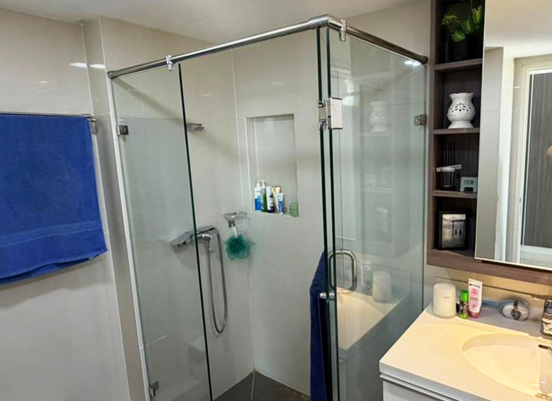 Dijual 3milyar Fully Furnished, 3 Bedroom Luas 146m2, Taman Anggrek Condominium