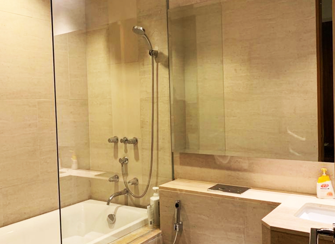For Sale 1.6M, 1 Bedroom Fully Furnished, High Floor, Taman Anggrek Residences